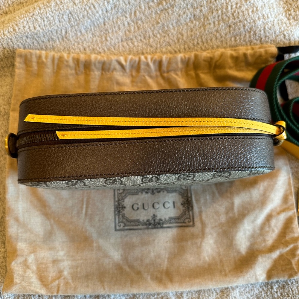 Gucci Neo Vintage GG Supreme Messenger
Bag - Picture 10 of 17